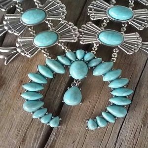 Western Naja Necklace NWOT